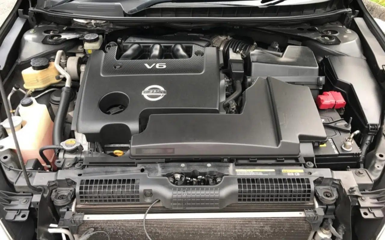 تعمیرگاه نیسان تیانا