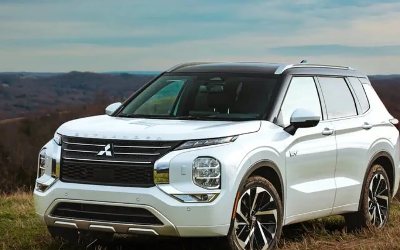 تعمیرگاه میتسوبیشی اوتلندر